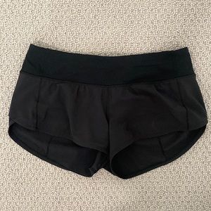 Lululemon Speed Up Short Black Size 6